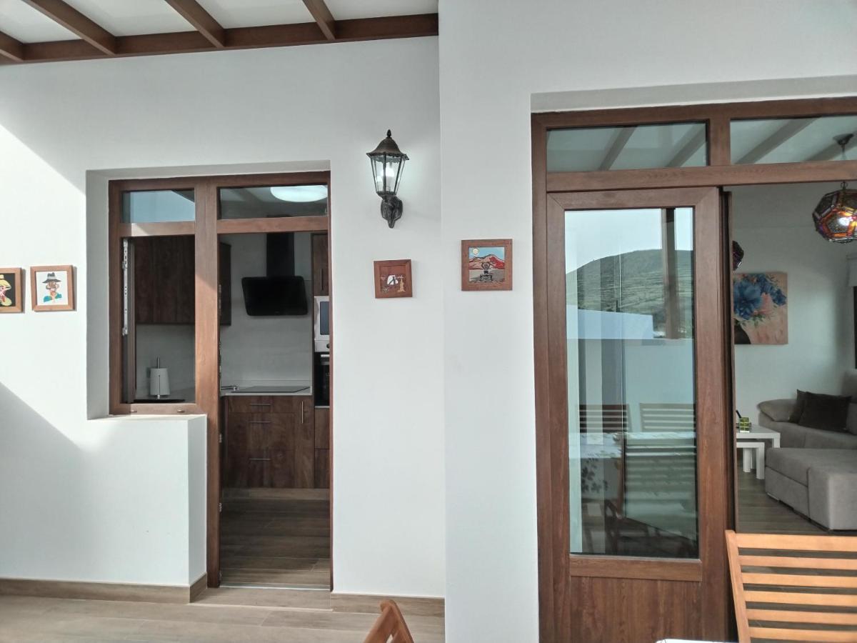 Casa Encarnacion Villa Haria Exterior photo